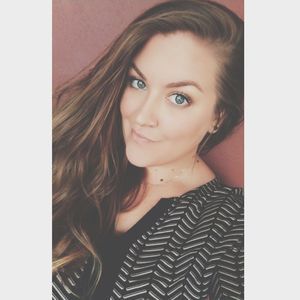 Meet your Posher, Melissa